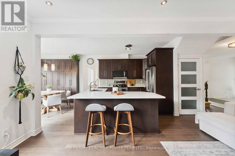 28609909/2101-hallendale-street/springridgeeast-village/ottawa/ontario/K4A4S1_16