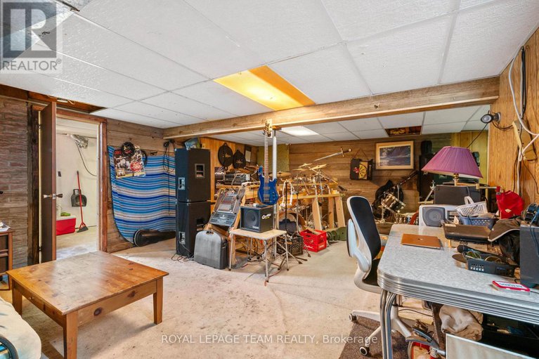 28634702/5687-cherry-street/south-dundas-williamsburgh-twp/south-dundas/ontario/K0C1X0_30