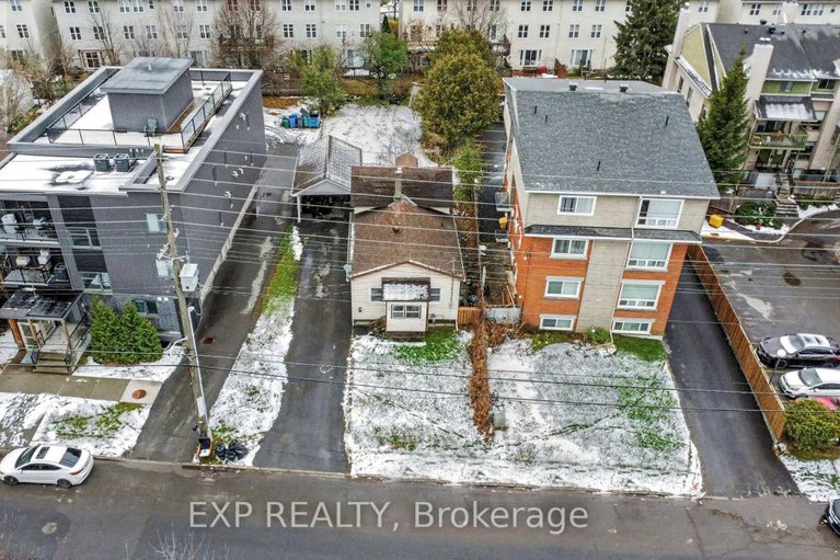 29138987/280-presland-road/overbrookcastle-heights/ottawa/ontario/K1K2B8_1