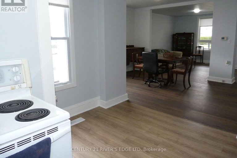 29482803/24-brouse-drive/iroquois/south-dundas/ontario/K0E1K0_11