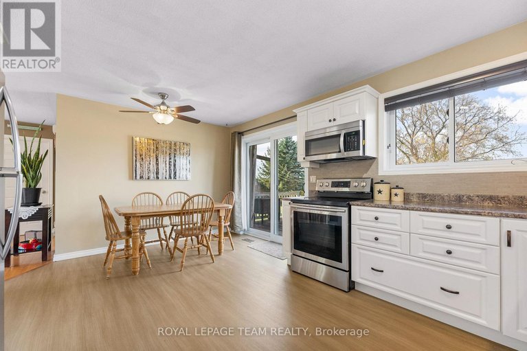 29009688/1059-flynn-avenue/kinburn/ottawa/ontario/K7S3G7_15