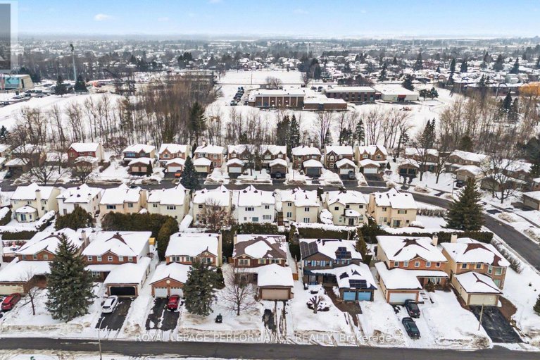 29390511/1606-westport-crescent/chateauneuf/ottawa/ontario/K1C6C8_42