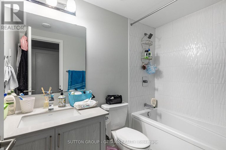 29090103/214-big-dipper-street/riverside-southgloucester-glen/ottawa/ontario/K4M0K5_25