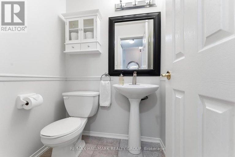 29634994/29-birchfield-avenue/emerald-meadowstrailwest/ottawa/ontario/K2M2N5_13