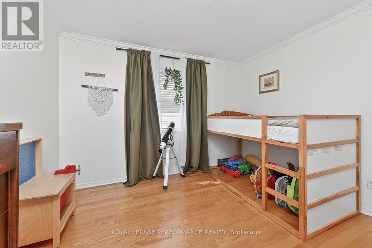 29661849/1665-frenette-street/fallingbrookgardenway-south/ottawa/ontario/K4A4L4_32