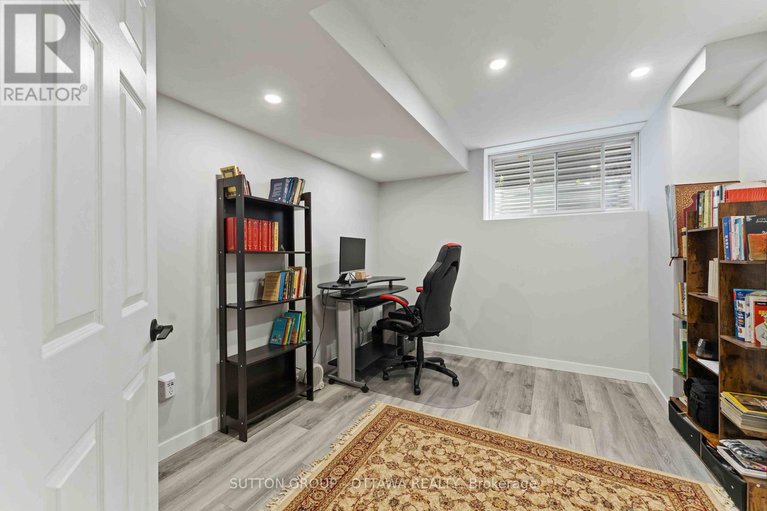 28844445/43-aridus-crescent/remainder-of-stittsville-area/ottawa/ontario/K2S2L4_25