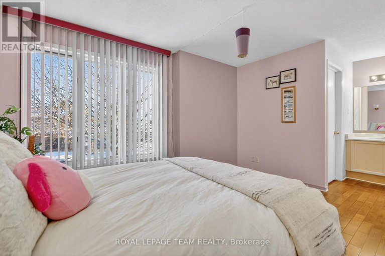 29445574/48-jackman-terrace/katimavik/ottawa/ontario/K2L4E1_56