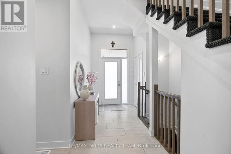 28545694/478-trident-mews/leitrim/ottawa/ontario/K1T0T2_4