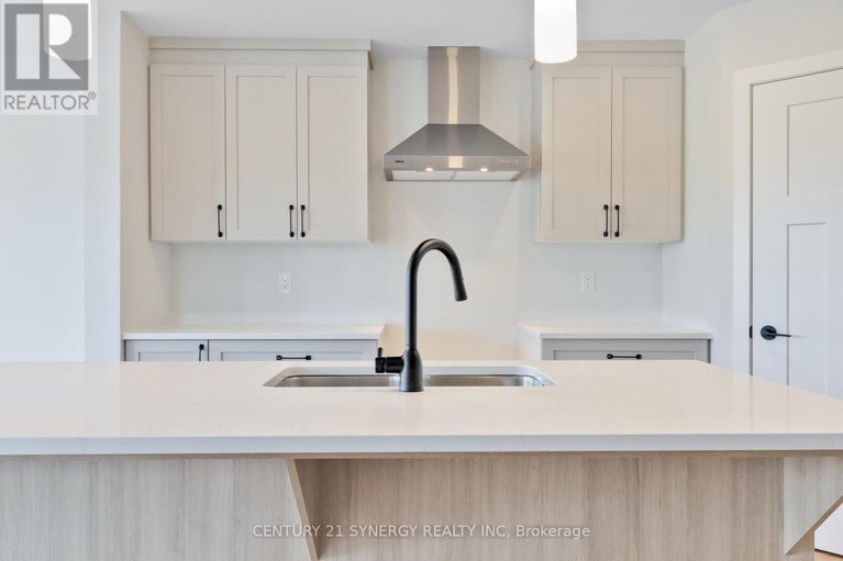 28644848/17-helen-street/north-stormont-finch-twp/north-stormont/ontario/K0A1R0_14
