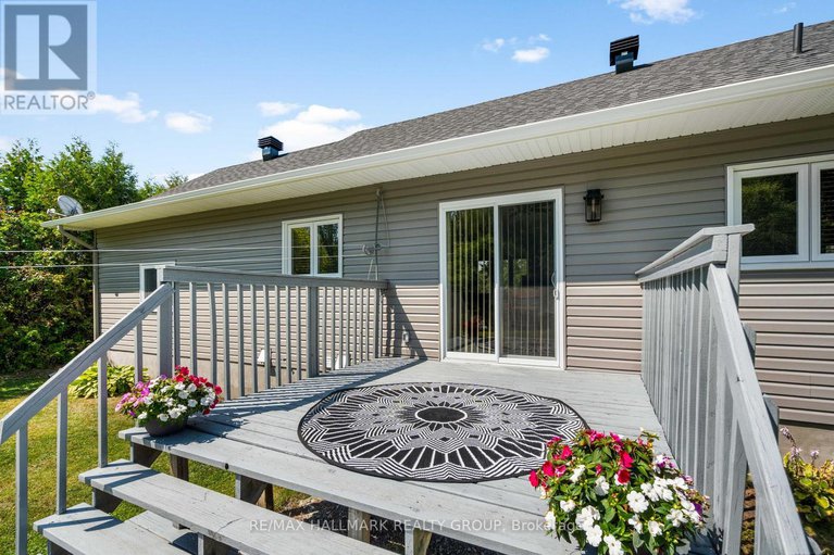 28782422/1754-labonte-street/clarencerockland-twp/clarence-rockland/ontario/K0A1N0_40