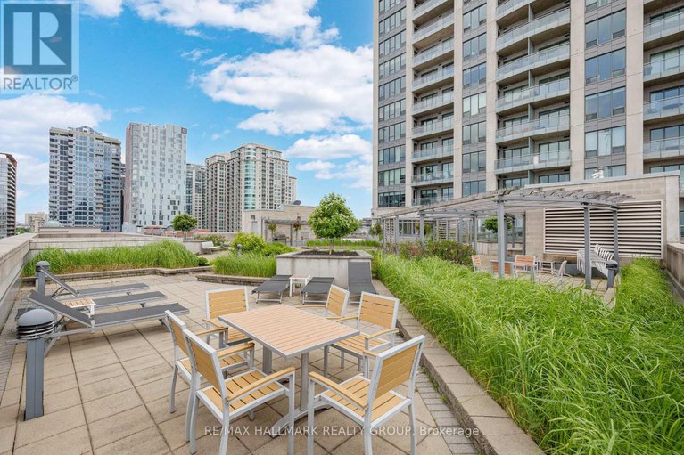28466999/509-90-george-street/lower-townbyward-market/ottawa/ontario/K1N0A8_24