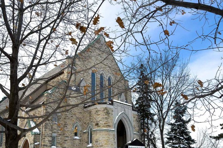 29291111/66-aylmer-avenue/old-ottawa-south/ottawa/ontario/K1S2X3_36