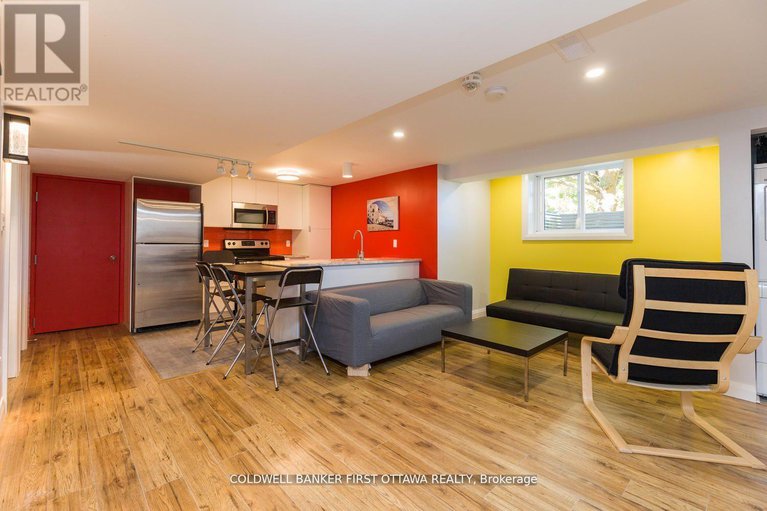 28574772/34-westwood-drive/meadowlandscrestview/ottawa/ontario/K2G2X1_4
