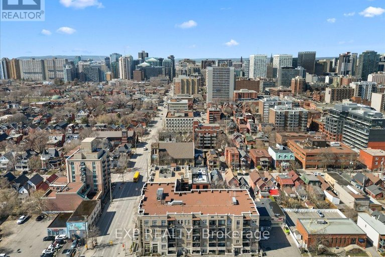 29628148/121-429-kent-street/ottawa-centre/ottawa/ontario/K2P1B5_31