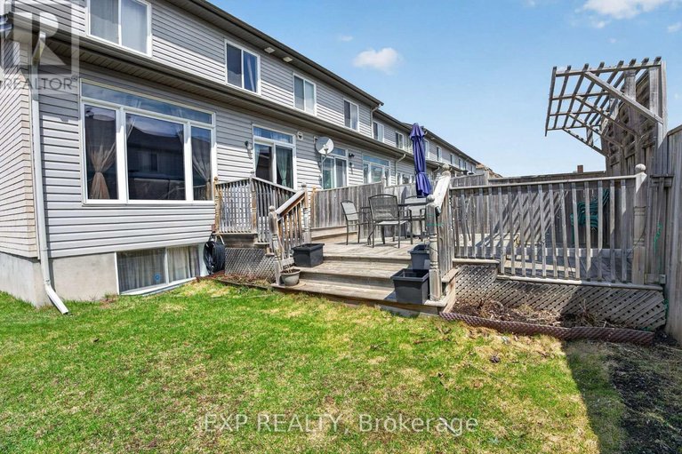 29648103/301-brigitta-street/emerald-meadowstrailwest/ottawa/ontario/K2S0H8_20