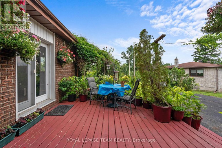 29186256/5687-cherry-street/south-dundas-williamsburgh-twp/south-dundas/ontario/K0C1X0_37