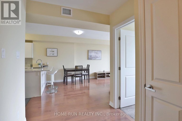 28364502/1203-195-besserer-street/sandy-hill/ottawa/ontario/K1N0B6_19