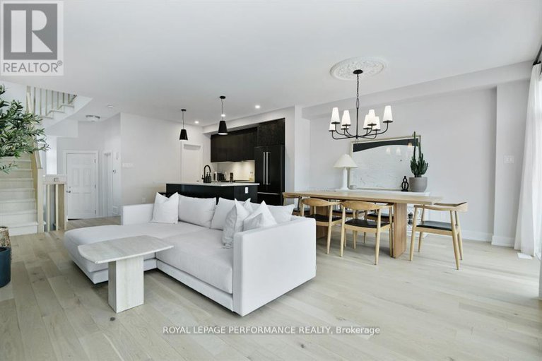 28479504/713-cap-diamant-way/camelot/ottawa/ontario/K4A1J6_9