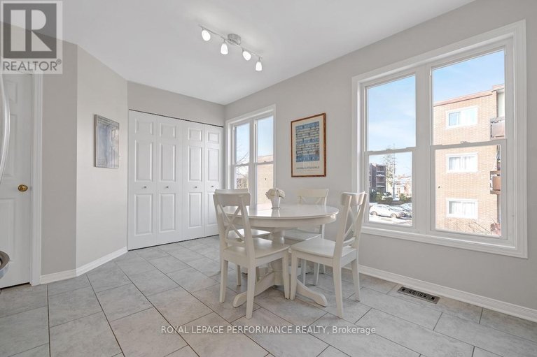 29550912/175-arcola-private/overbrookcastle-heights/ottawa/ontario/K1K4W9_16