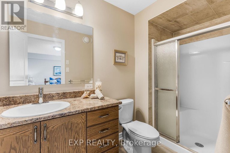 28589482/326-trailsedge-way/mer-bleuebradley-estatesanderson-park/ottawa/ontario/K1W0G6_22