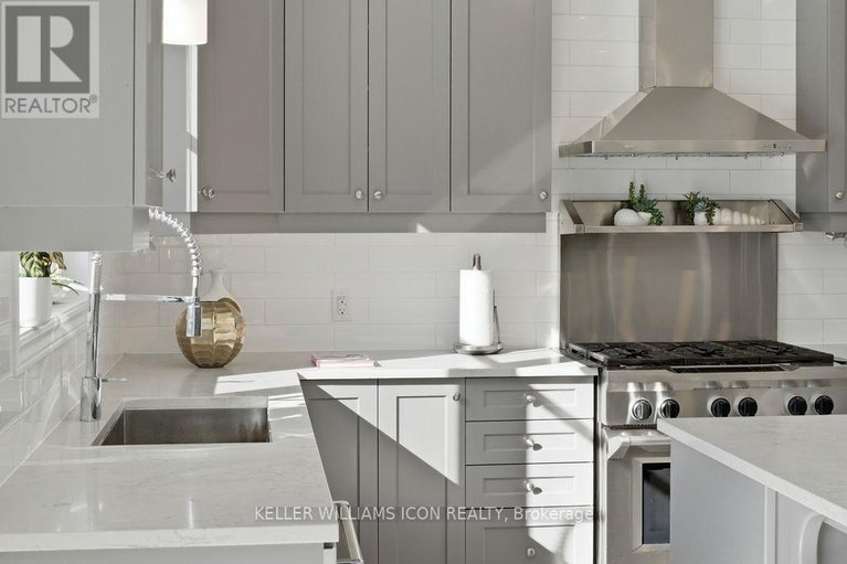 29565536/307-nonius-street/emerald-meadowstrailwest/ottawa/ontario/K2V0C5_16