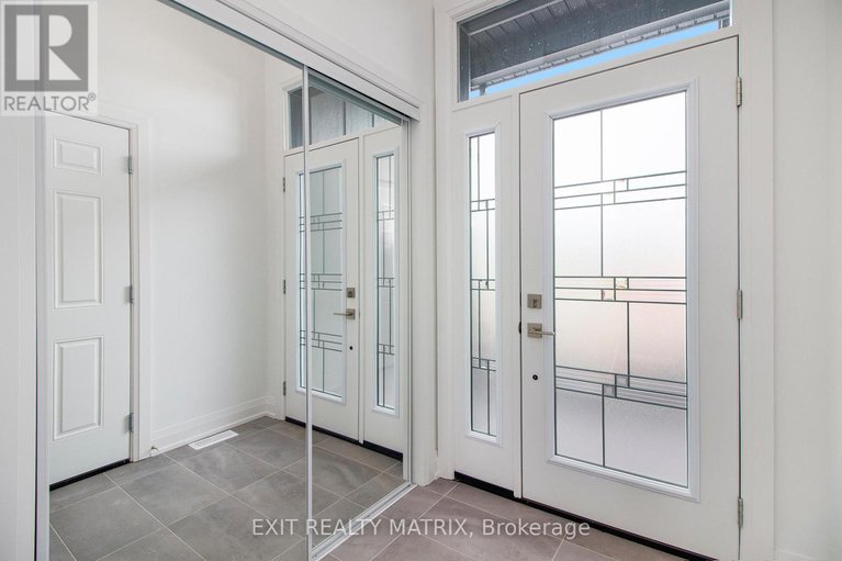 28888052/954-cologne-street/embrun/russell/ontario/K0A1W0_2