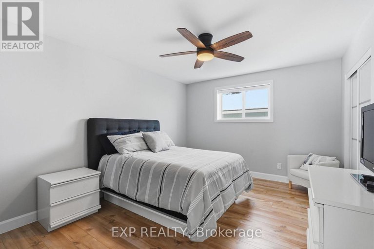 29381359/850-chapman-street/town-of-rockland/clarence-rockland/ontario/K4K1E6_15