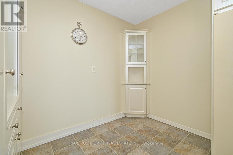 28315911/2102-505-st-laurent-boulevard/viscount-alexander-park/ottawa/ontario/K1K3X4_13