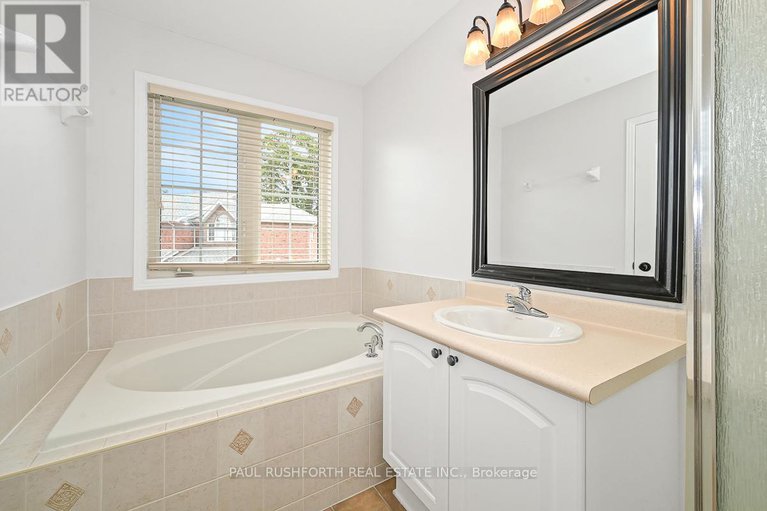 28811568/115-tall-oak-private/riverview-park/ottawa/ontario/K1G6T3_15