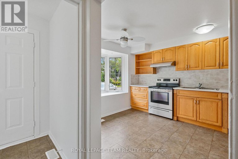 28541057/803-provost-drive/riverside-park-south/ottawa/ontario/K1V6X5_15