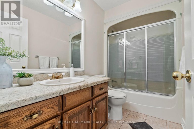 29071250/16-goodfellow-court/fallowfield/ottawa/ontario/K2R1C8_14