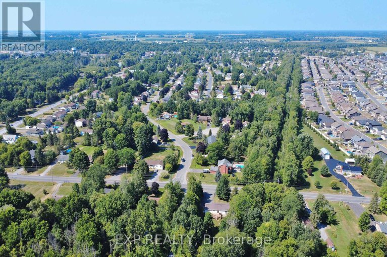28769528/1083-eadie-road/village-of-russell/russell/ontario/K4R1E5_31