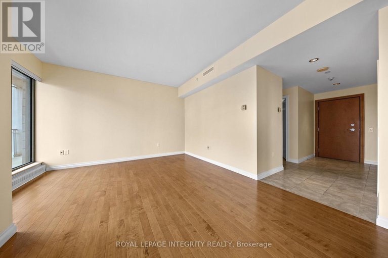 28904183/1207-90-george-street/lower-townbyward-market/ottawa/ontario/K1N0A8_11