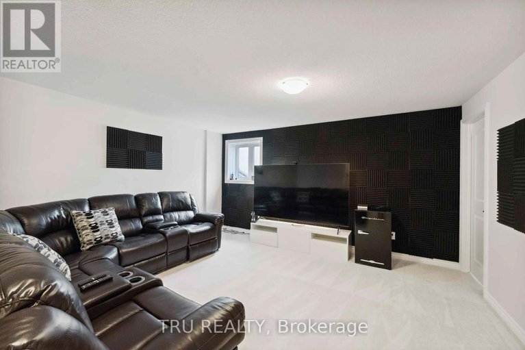 28426936/639-chillerton-drive/half-moon-bay/ottawa/ontario/K2J6X8_37