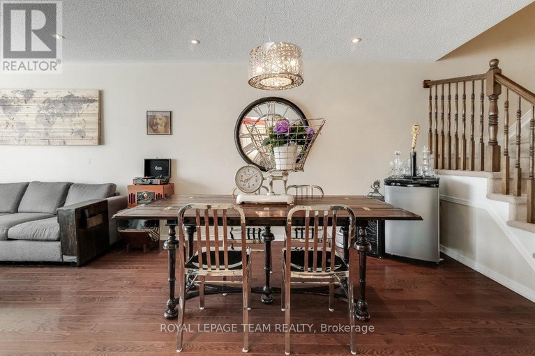 29094729/404-heathrow-private/stittsville-south/ottawa/ontario/K2S0M9_11