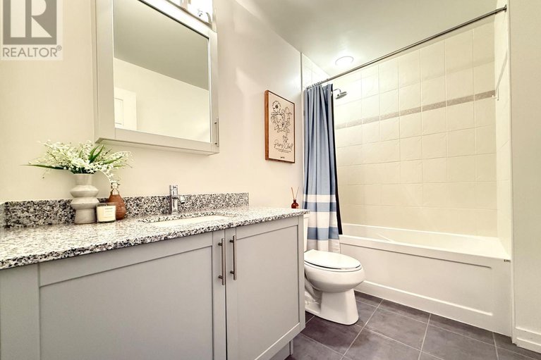 29218513/1008-330-titan-private/borden-farmstewart-farmcarleton-heightsparkwood-hills/ottawa/ontario/K2G1G3_23