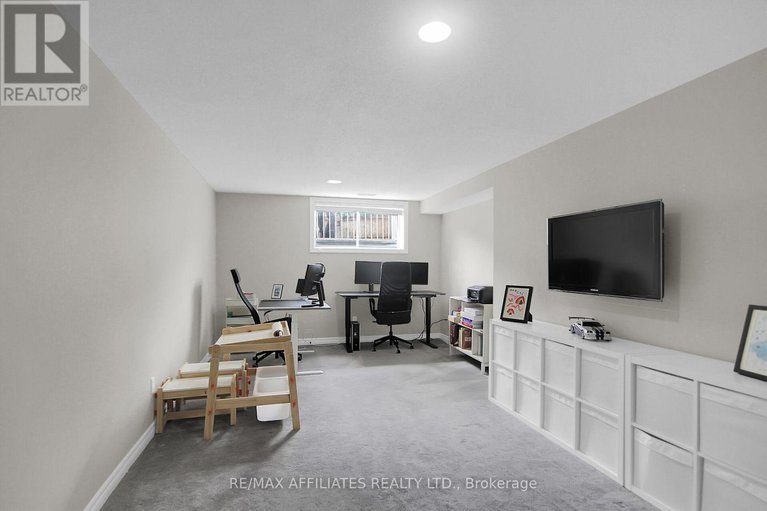 28463805/218-bookton-place/riverside-southgloucester-glen/ottawa/ontario/K1V1L9_33