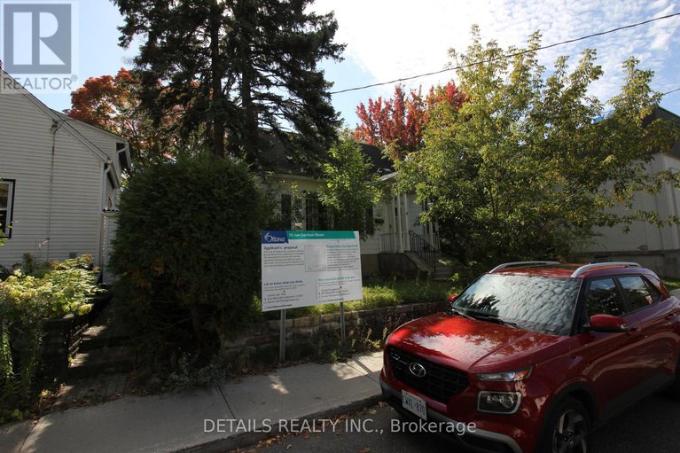 28214375/10-garrison-street-n/ottawa-west/ottawa/ontario/K1Y2T8_2