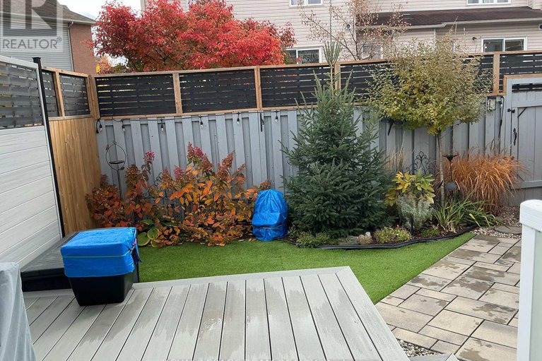 29206239/266-sorento-street/strandherd/ottawa/ontario/K2J0B4_25