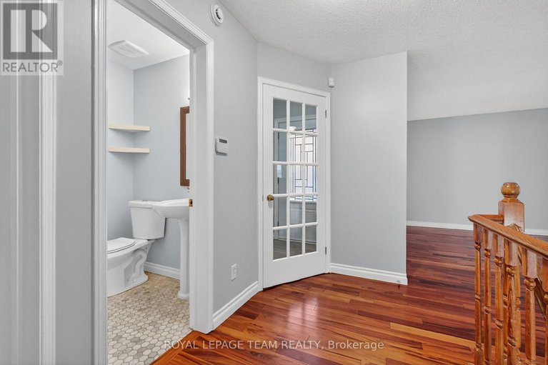 29190143/1475-york-mills-drive/fallingbrookridgemount/ottawa/ontario/K4A2N5_20