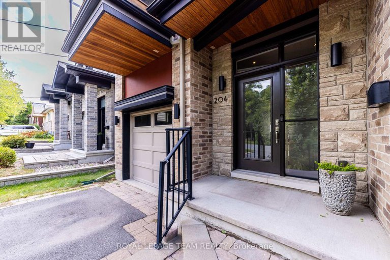 28836024/204-ancaster-avenue/woodroffe/ottawa/ontario/K2B5B3_2