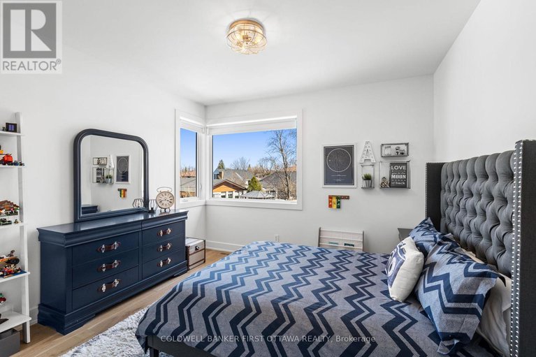28265493/13-brook-lane/meadowlandscrestview/ottawa/ontario/K2G1S1_29