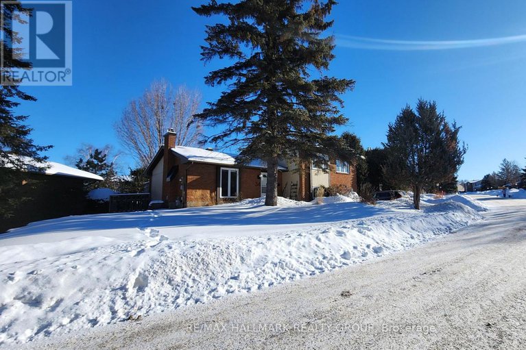 29447574/34-nanook-crescent/katimavik/ottawa/ontario/K2L2A7_2