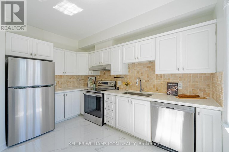 28382446/1309-meadowlands-drive-e/city-viewskylinefisher-heightsparkwood-hills/ottawa/ontario/K2E7B3_8