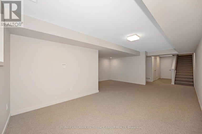 29639073/677-honeydew-street/riverside-southgloucester-glen/ottawa/ontario/K1X0K5_35