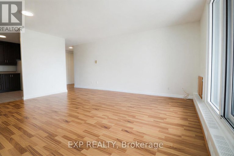 29442791/508-1785-frobisher-lane/riverview-park/ottawa/ontario/K1G3T7_17