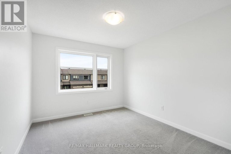 28488850/833-dynasty-street/avalon-east/ottawa/ontario/K4A4T7_32