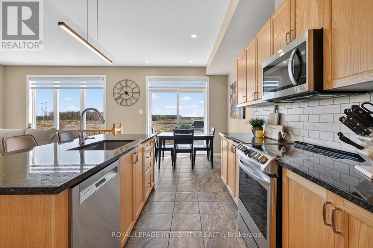 29648625/724-parade-drive/stittsville-south/ottawa/ontario/K2S0Z4_18