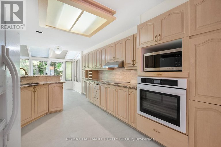 28637615/6203-beausejour-drive/chapel-hill/ottawa/ontario/K1C8E4_15