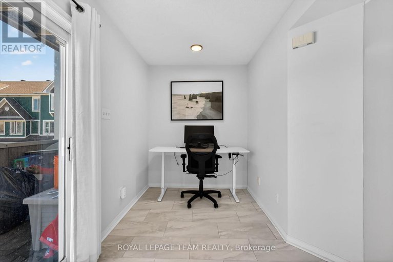 29668383/13-424-hillsboro-private/emerald-meadowstrailwest/ottawa/ontario/K2M3A8_21